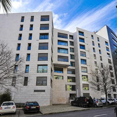 Sunny & Bright Amoreiras - Checkinhome * Lisboa