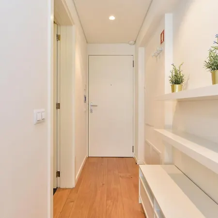 Sunny & Bright Amoreiras - Checkinhome Apartament Lizbona